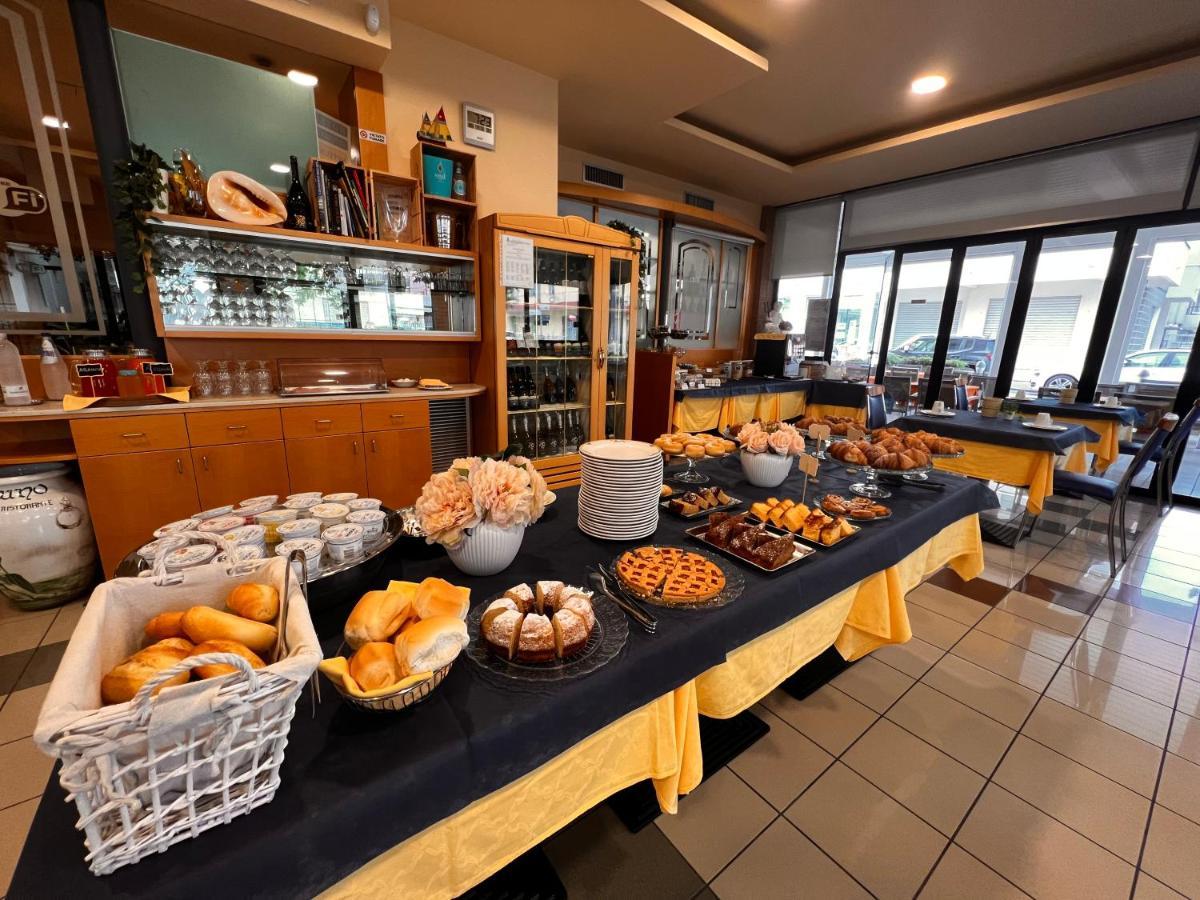 Hotel Nettuno Sottomarina Dış mekan fotoğraf