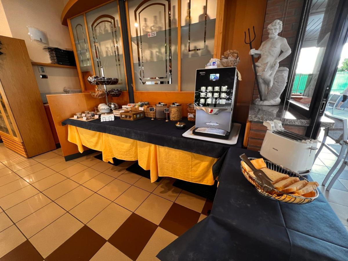 Hotel Nettuno Sottomarina Dış mekan fotoğraf